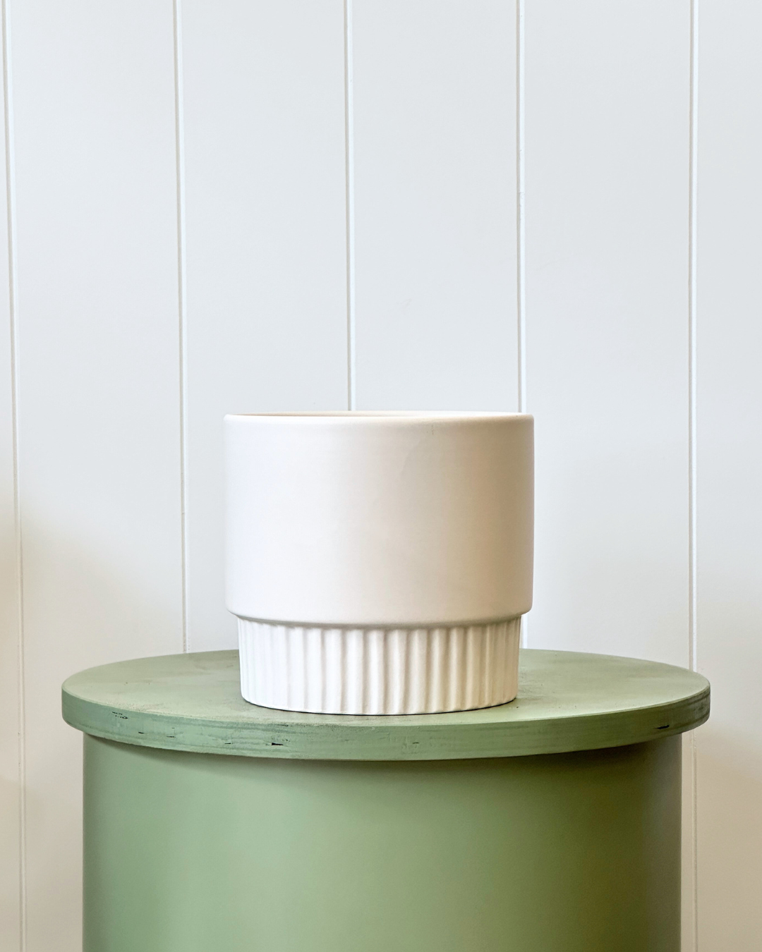 Klara White Ceramic Pot